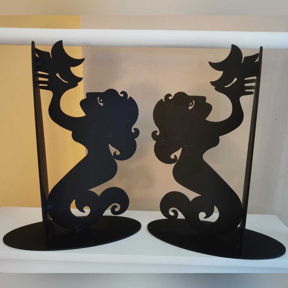 Siren Bookends - Picture 2 of 6